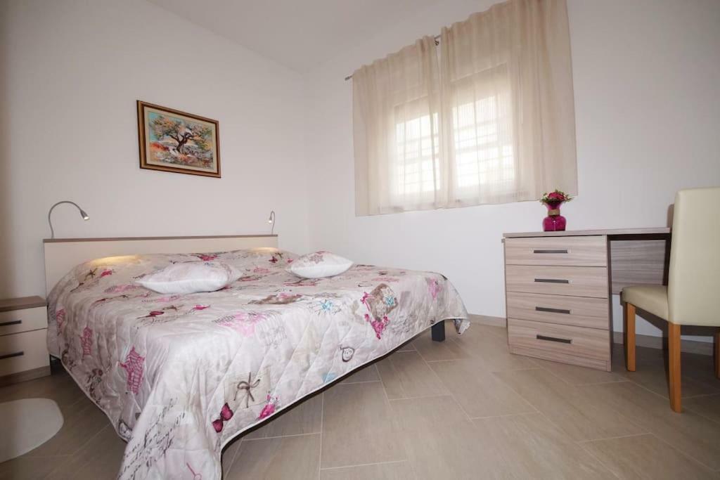 Apartment Nicoletta Pula